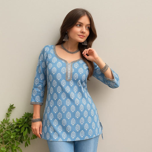 Lovely ll Pani-kurti